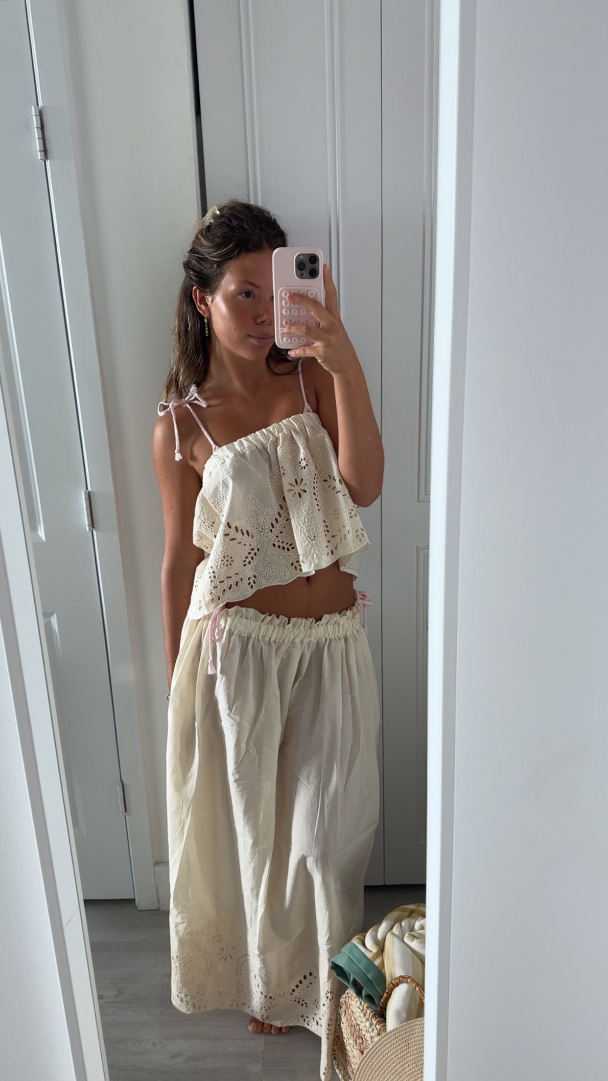Eyelet Cotton Set